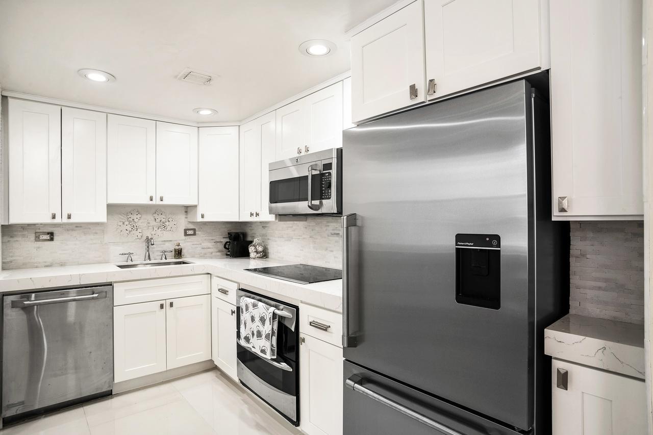 Two Bedroom Two Bath Apartment 2 Block To Beach Miami Beach Exterior foto